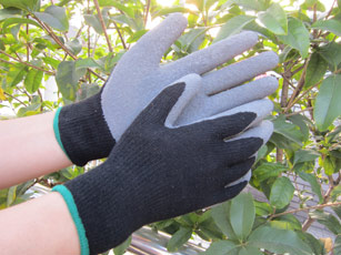 Thermal latex dipped palm glove T/C shell