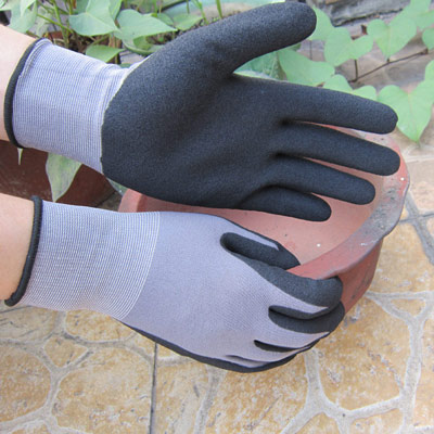 Sandy Finish Palm Coating Glove