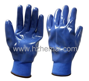 Fully dipped nitrile gloves