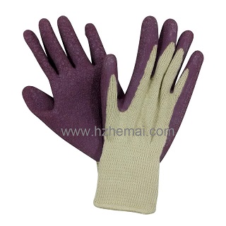 Latex foam coated gardening glove Magenta color